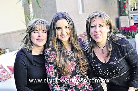 Blanca Sonia, Bárbara y Nenabel.