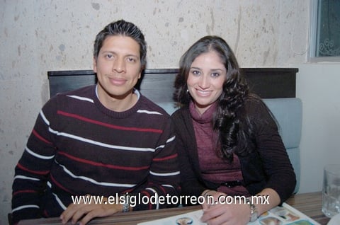 02012011 Cristopher Yáñez e Isabel Morales.