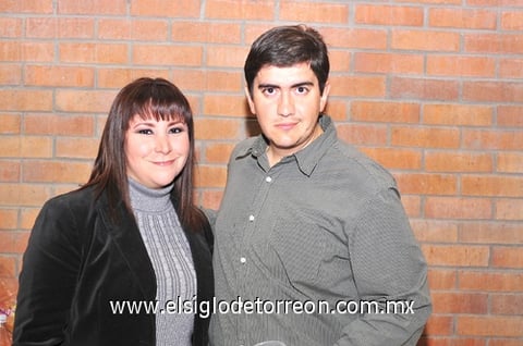 02012011  Corona y Luis Aguiñaga.