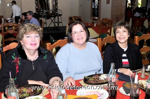 04012011 Silvia González, Gracia Elías Facuseh y Marcela Lira.