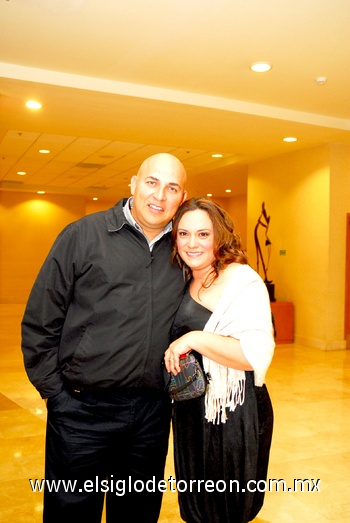 05012011 Eduardo Montes de Oca y Alejandra Ibarra.