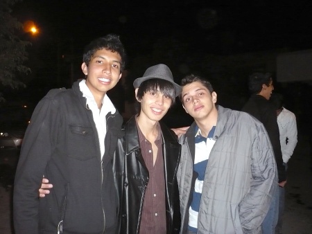 Festejando el cumpleaños 18 de nuestro amigo Alan.