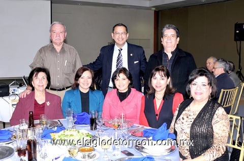 09012011  y Laura, Carlos y Elena, Jesús y Yola, Mary y María Luisa.