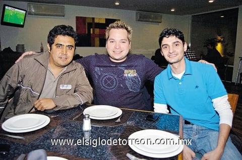 09012011 Sergio, André y Andrés.