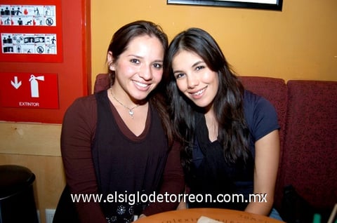12012011 Mariana y lety.