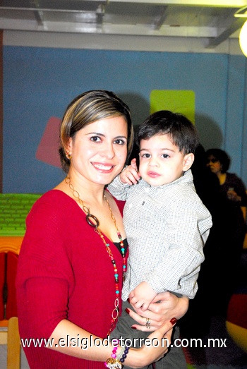 12012011  y Fernando.