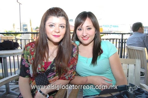 14012011  y Ayissa.
