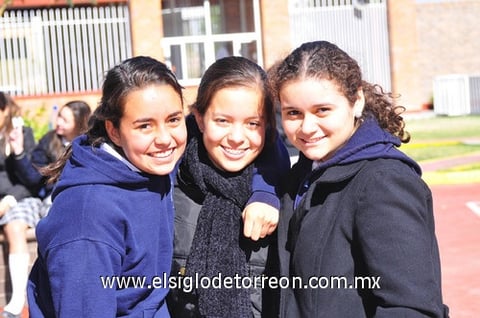 16012011  Diana y Emy.