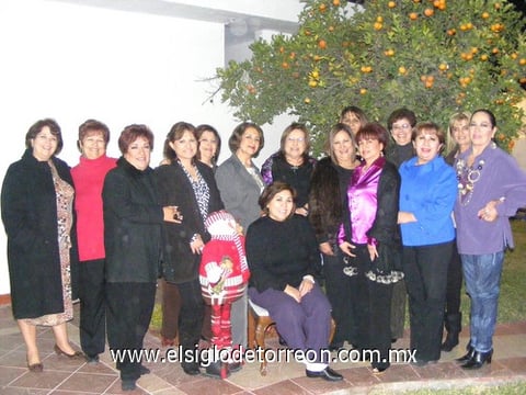 16012011 Irma de Caldera, Paty de Ulloa, Carmelita de León, Queta de Sánchez, Lupita de Gaucín, Maru de Gutiérrez, Margarita de Villarreal, Jesu de Adame, Rosy de Armendáriz, Coco Hernández Retana, Lourdes de Martín, Rosalía de Martínez, Lupita de Flores, Rocío de Albores y Nena Castil, Club de Jardinería Jardín.