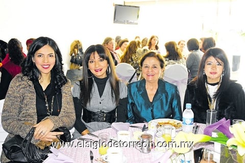 16012011 Marcela, Katy, Karime y Karime.