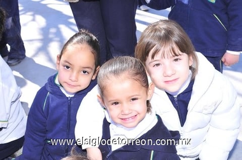17012011  Regina y Luisa.