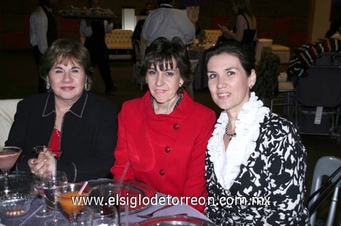 19012011 , Sol y Yola.