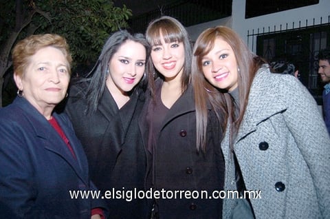 21012011 Pichardo, Ale Martínez, Ilse Ortega y Margarita Villegas.