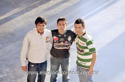 26012011 Luis Javier, César e Isac.