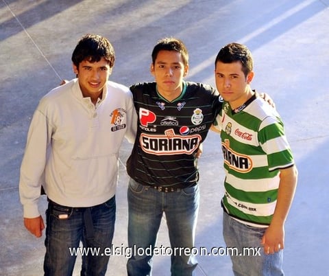 26012011 Chuy, Cecy y Héctor.