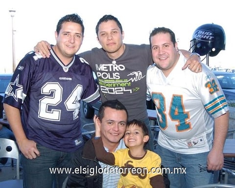27012011 Ricardo, José, Paco y Paco Jr.