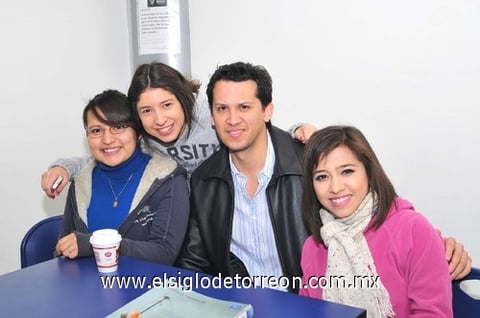 28012011 Melchor, Alix Michel, Mauricio Viesca y Mariana Hernández.