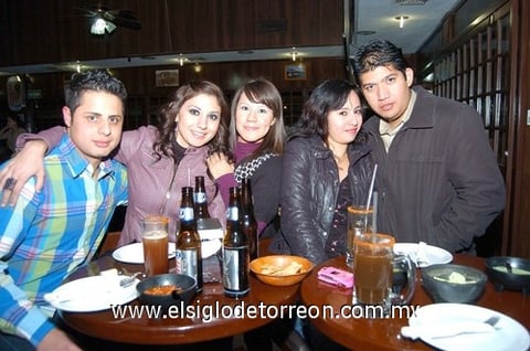 31012011  Yvonne, Alma, Sarahí y Meny.