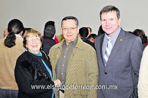 31012011  y Carlos Obregón, y Carlos González.