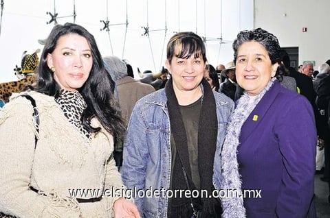 31012011 Xóchitl López, Marina Montañez y Rosario Martínez.