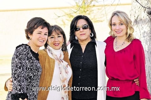 31012011  Cardoza, Blanca Román y Claudia González.