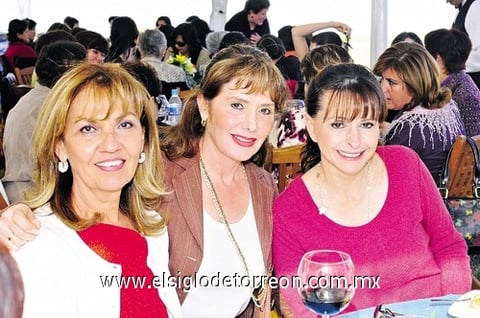 31012011  Elizondo, Lucero Charles y María Elena Orozco.