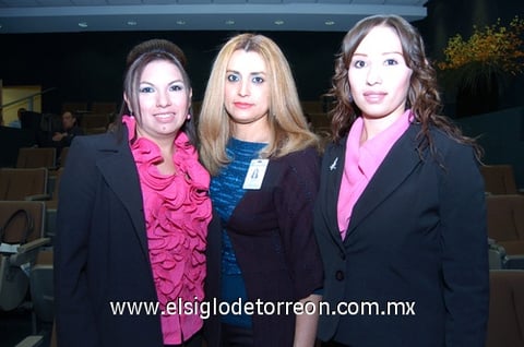31012011  Guerrero, Elena Robles e Ivonne Villalobos.