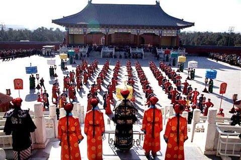 La tradición, a pesar de los avances tecnológicos, sigue reinando tanto en los hogares taiwaneses como en los de los chinos, para celebrar el iniciodel Año Nuevo Lunar.