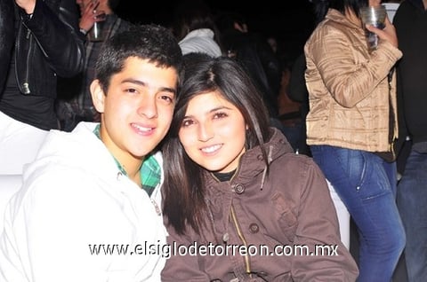 06022011 Zúñiga y Cristy Sifuentes.
