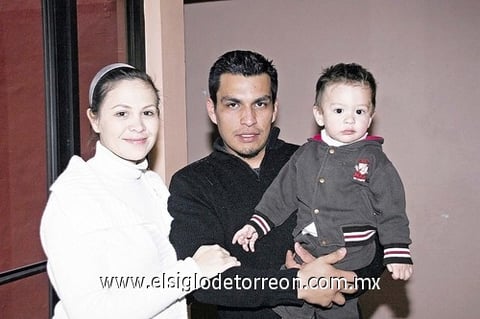 06022011 , Héctor y Héctor Jr. Barraza.