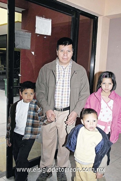 06022011 , Maraí, Rodrigo y Diego Salazar Zermeño.