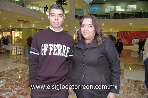 06022011  Méndez y Alma Cervantes.