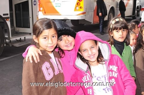 10022011 , Mavi y Natalia.