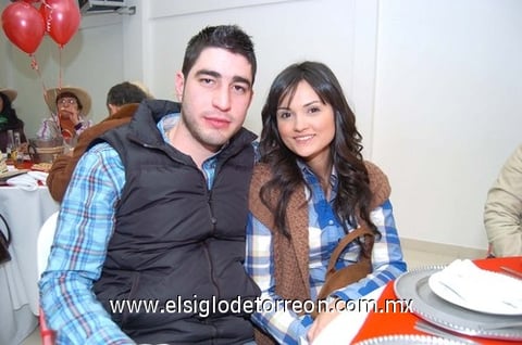 09022011 Jesús Bazán y Natalia Hoyos.