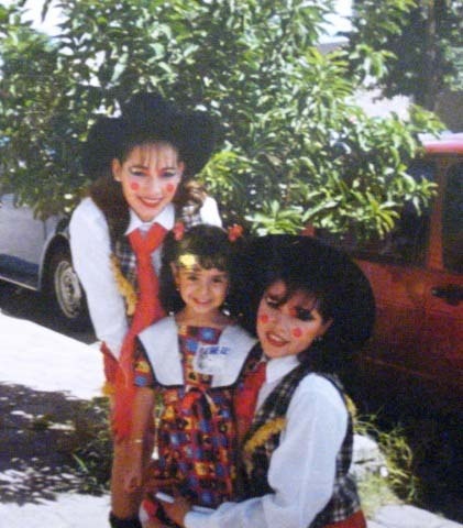 Michelle con ‘Las Vaqueritas’.