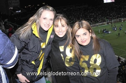 Afición santista 
 Paty Galván, Iziar Galván y Maru Mendoza en el TSM.  07 Festejo de canastilla
 Karina Landeros y Mónica López felicitaron a Maru Gardea Romo. 04 Apaga 2 velitas
 Fernanda Ríos González lució muy linda en su fiesta con motivo de su segundo año de vida.