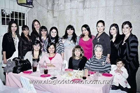 Con motivo del cercano nacimiento de su bebé, Marisol Hermosillo de Campos recibió una alegre fiesta de canastilla organizada por su mamá Rocío de Hermosillo y su suegra Leticia de Campos, donde asistieron: Danya, Lily, Conchita, Luz, Adriana, Cecy, Coco, Fabiola, Aurora, Valeria, Gaby y Mónica.