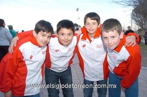 15022011 , Lety y Ángel.