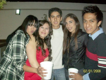 KARLA Zamora, Andrea Nava, Chuy Oliveros, Karla Chávez y Juan García.