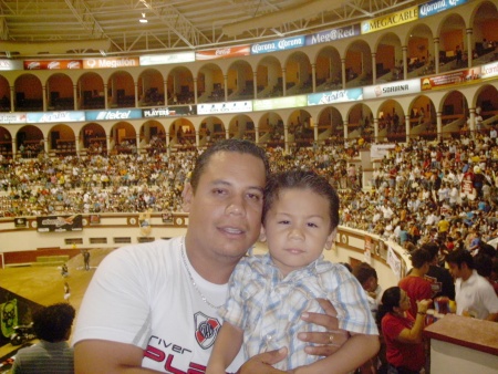 FERNANDO y Franco en el Coliseo.