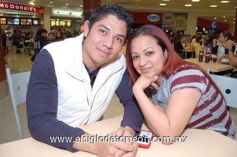 18022011  y Jazmín.