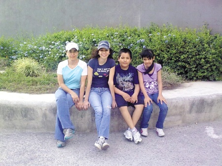 GUILLERMINA de la Fuente, Gabriel Rodríguez, Paulina y Sharo disfrutando las vacaciones en Monterrey.