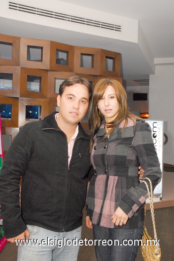 Roberto y Mónica.