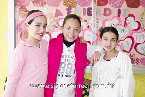 Sofía Beatson, Valeria López y Pilar Estrada.