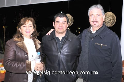 Cuca Aguirre, Juan Carlos García Colores y Alberto Canedo.