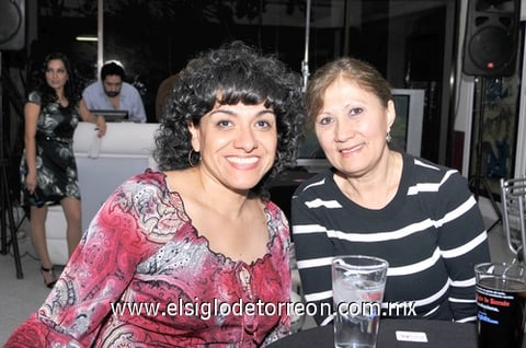 01032011  Cano y Rosalinda Cervantes.