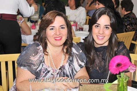 02032011  y Melissa Guzmán.
