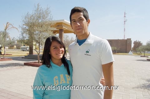 04032011  Chavira y Bryan Ortiz.