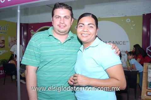06032011 Márquez y Patricia Cárdenas.