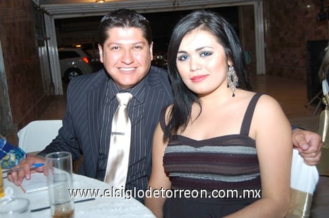 06032011  Alvarado y Dulce Caballero.